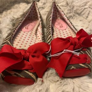 Cute animal print flats with red bow